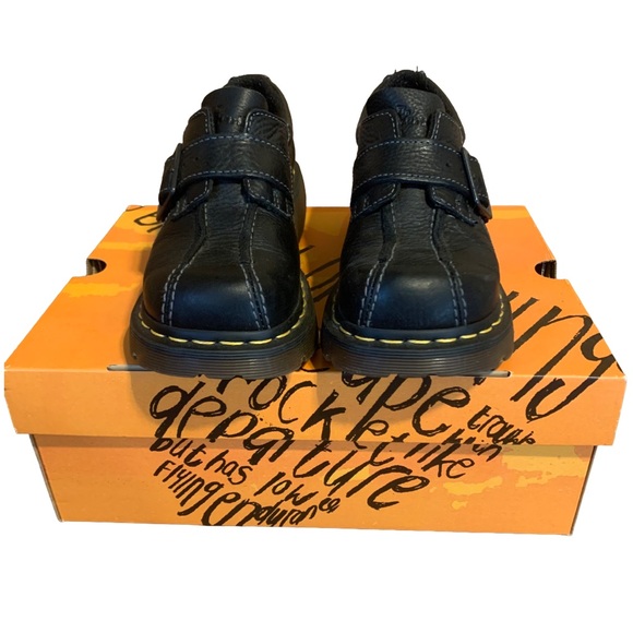 DR. MARTENS "CLUB MONK" VINTAGE Y2K 12282 BLACK LEATHER GUM SOLE LOAFER (6) - Picture 2 of 7